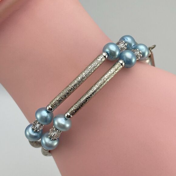 Vantel Pearls Jewelry - Vantel Pearls Silver Tone Blue Pearl Memory Wire Bracelet Cute Beaded Stunning